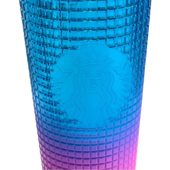 Starbucks NWT Gradient Grid Cold Cup - Pride 2023 Tim Singleton - 24 oz 709 ml - Picture 5 of 13